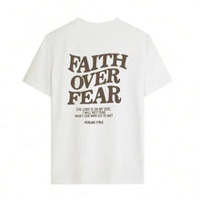 Afbeelding in Gallery-weergave laden, Faith Over Fear Tee
