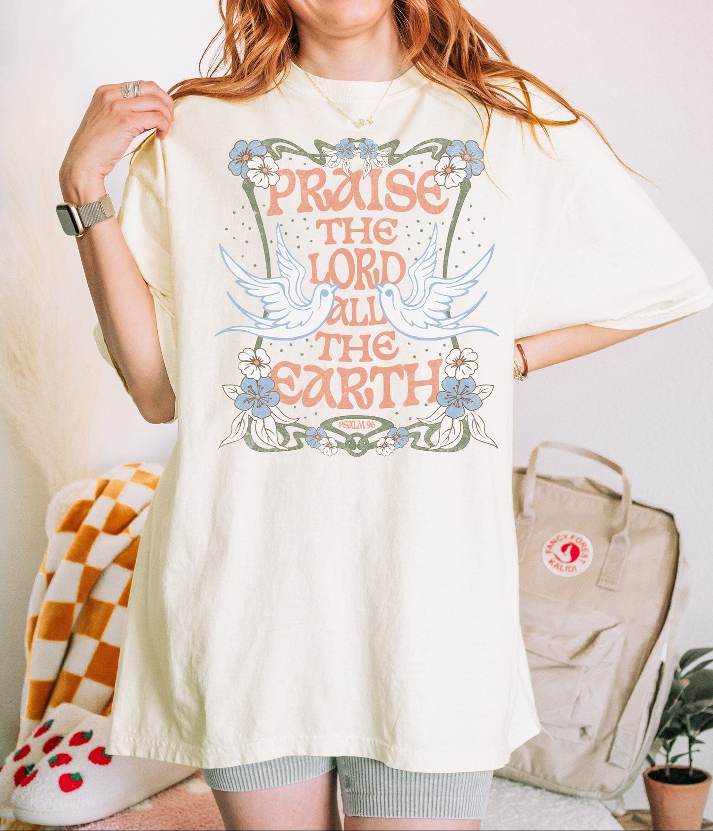 Praise the Lord Trendy Tee