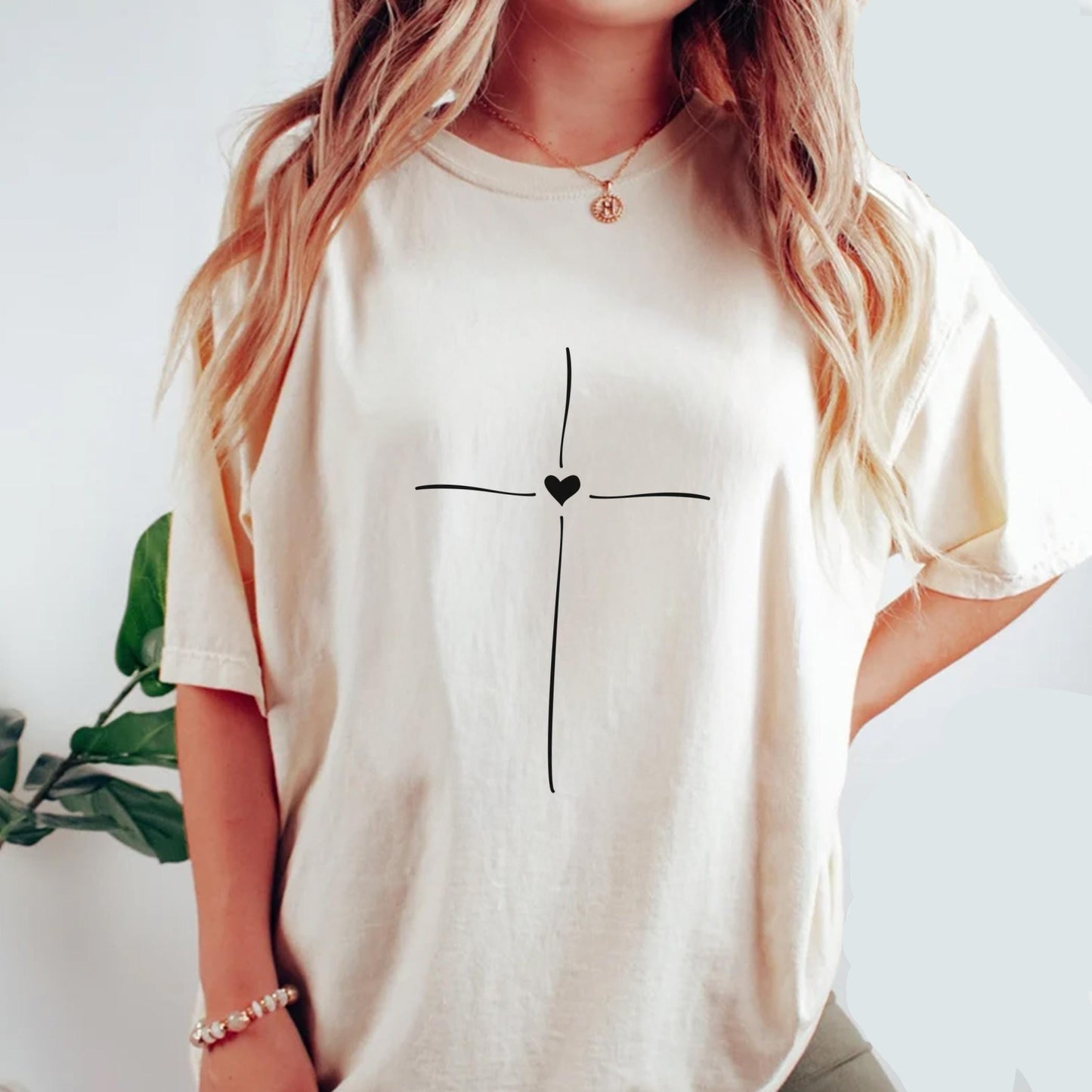 Minimal Cross Heart Tee